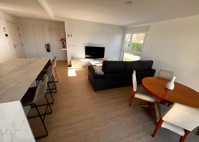 Moderno Bajo Con Jardin