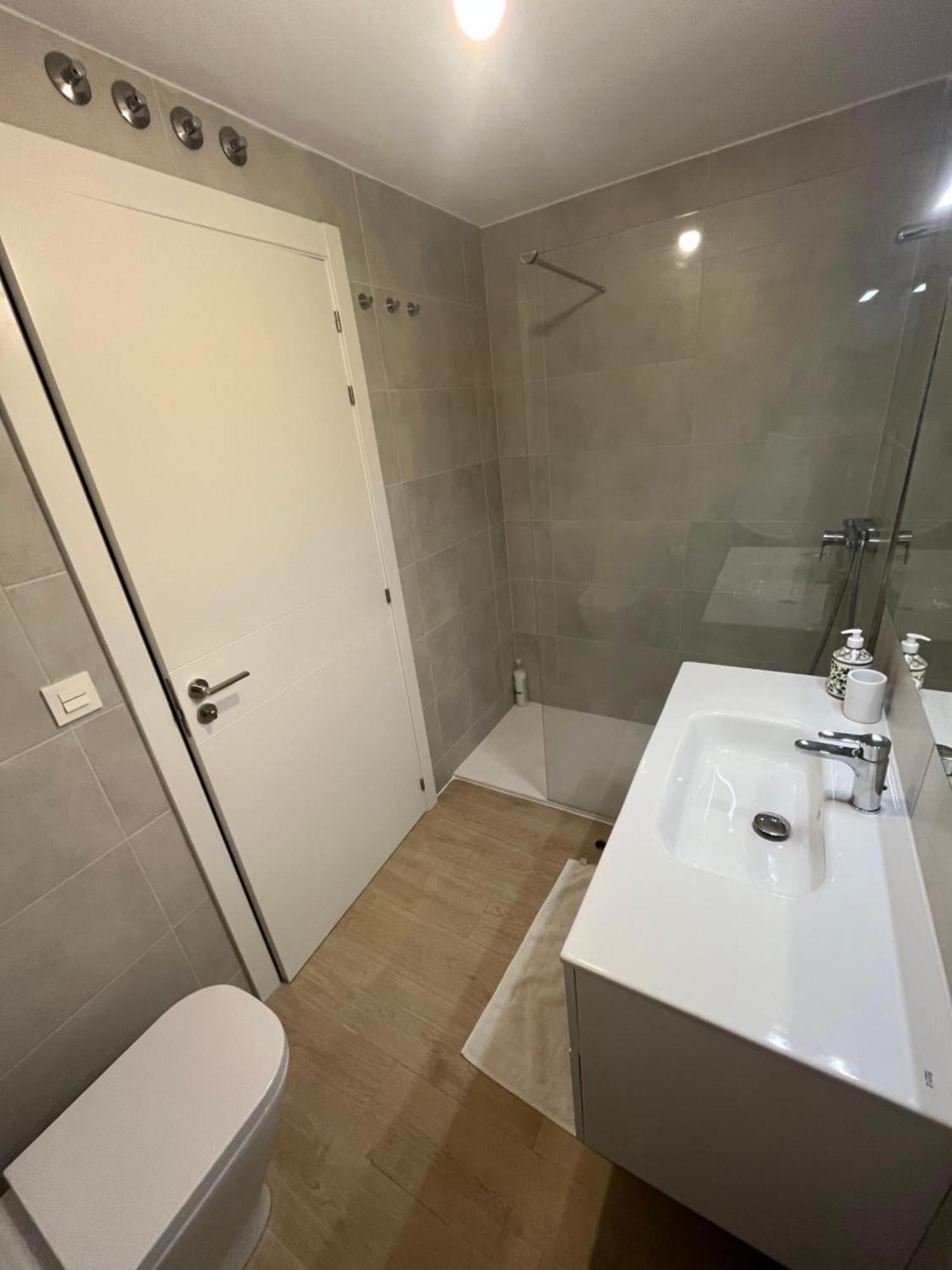 Moderno Bajo Con Jardin Apartment *